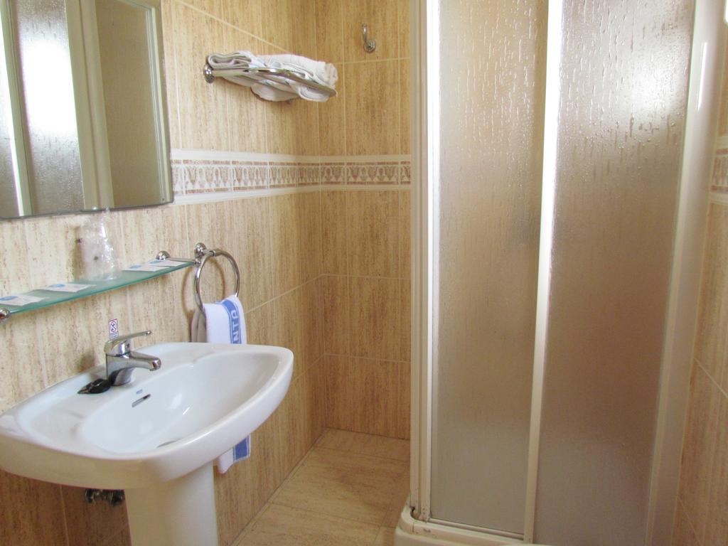 Hotel Venta Del Pobre Ibáñez Buitenkant foto